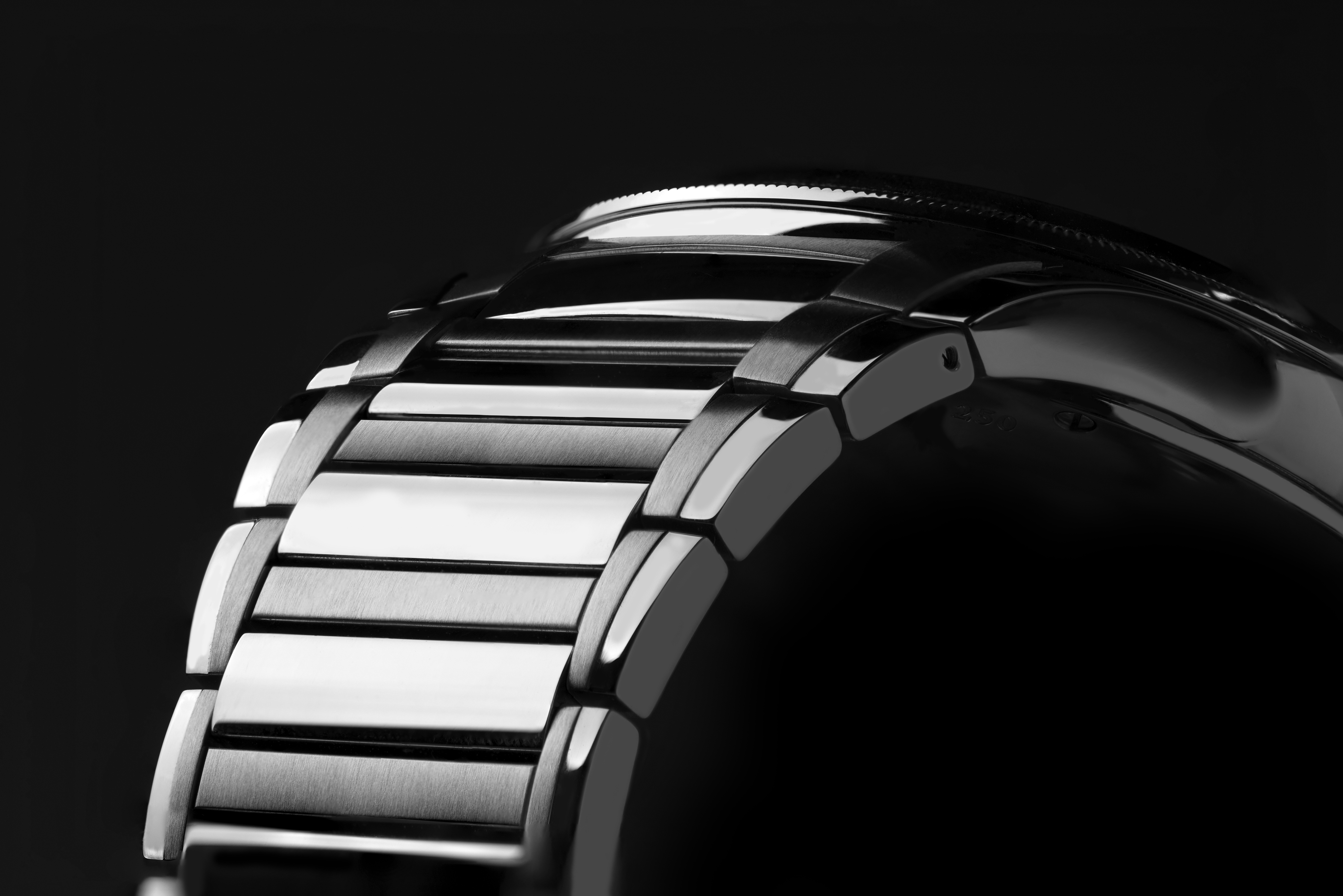 PFC906-0000210-B00182_PR_teasing_4